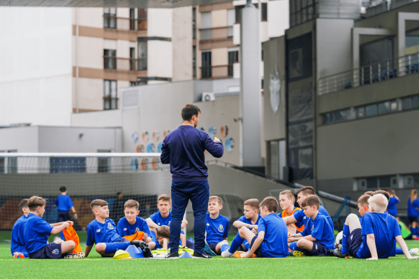 FC Porto Coach and Kids FC Porto Youth Soccer Tour
